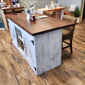 Bild von New England Farmhouse Furniture