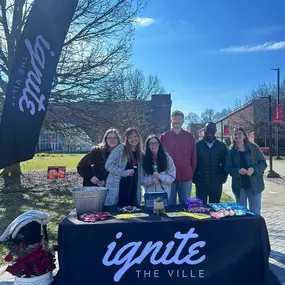 We partnered with @ignitetheville yesterday to hand out roses and spread some love to students at the @universityoflouisville! This is an amazing organization, check them out!