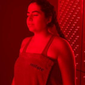 Red light therapy stimulates collagen and elastin production, which may improve the appearance of loose skin or cellulite. It is a great  at mood boosting and promoting energy.