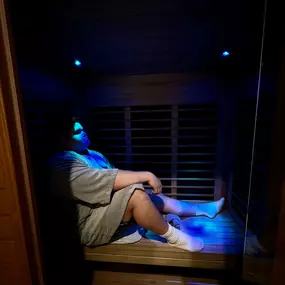 Infrared sauna acts as an “exercise mimic” due to its ability to enhance cardiorespiratory fitness and preserve muscle mass.