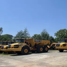 Volvo Trucks at Hoffman Equipment