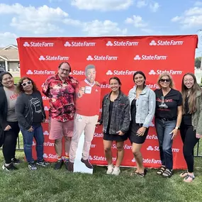 Proud of my team for hitting the greens at the golf tournament! ⛳️????️‍♂️ Supporting the community in style. #GoodNeighbor #TeeTime #CommunityChampion