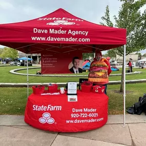 Despite freezing our BUNS off – we had fun seeing all of the kids in costume at the Future Neenah  farmers market this past Saturday! #davemaderstatefarm  #FutureNeenah