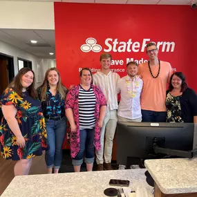 As August comes to a close, we celebrated in office with a tropical Friday. ???? Not only to celebrate the end of summer but to also wish Jake and JT the best as they start their school year next week! ???? We had some great themed ice cream cake and a few mocktails as well!