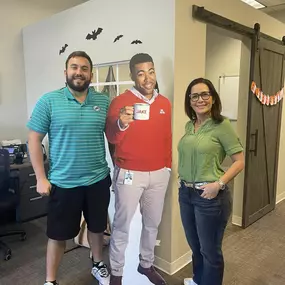 Mary and Aaron have recently joined our team and as you can see Jake is always willing to lend a helping hand. 
Mary is fluent in Spanish, she and her family enjoy exploring Arizona. 
Aaron is born & raised in Arizona, he and his wife enjoy hiking and Star Wars.  
If you have a chance, stop by and say hello. 
#statefarm
#aaronmcdermid