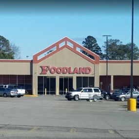 Darby Drive Foodland Storefront