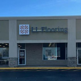 LL Flooring #1454 Cumming | 580 Atlanta Rd | Storefront