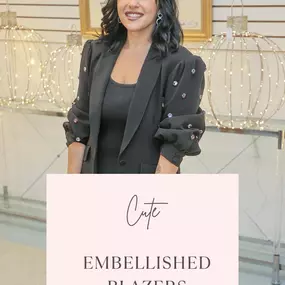 Cute embellished blazers at True Fashionistas

https://truefashionistas.com/search?q=Blazers