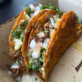 Cocina Sinaloense - Tacos Dorados de Birria con Cebolla