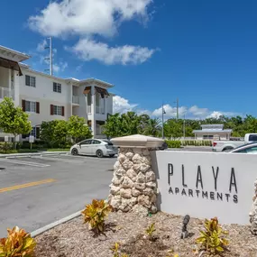 Entrance Playa Apartments