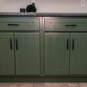 Kitchen after cabinet painting