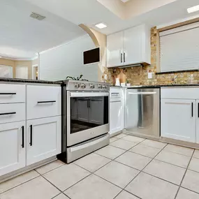 Kitchen after cabinet painting