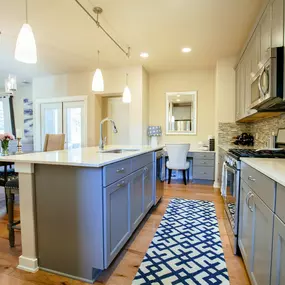 Cabniet refacing Duxbury MA