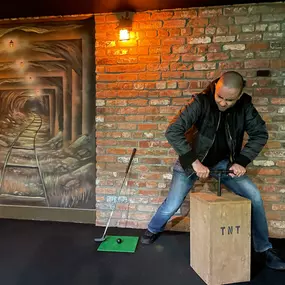 Bild von Underground Mini Golf