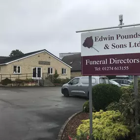 Bild von Edwin Pounds & Sons Funeral Directors