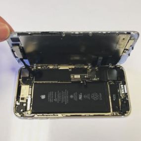 Bild von Cheapest iPhone, iPad, and Samsung Repair
