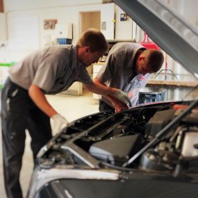 Chatham Collision Repair - Auto Technicians.