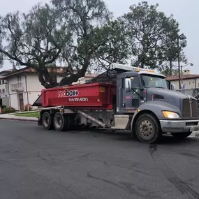 dumpster rental in Tustin, CA