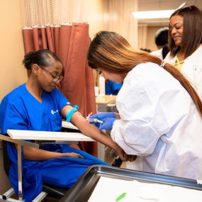 Help medical professionals provide the best patient care possible by becoming a clinical and administrative medical assistant. Start your career today.