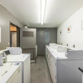 Laundry facility at Los Feliz Bliss in Los Angeles, CA 90027