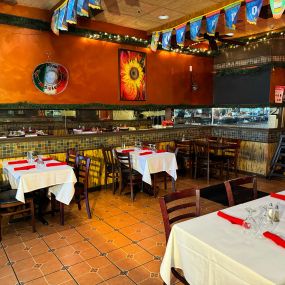 5 De Mayo Mexican Restaurant brings authentic Mexican dining right to your table. From fresh table-side Guacamole to sizzling Fajitas & hand-crafted cocktails, we make dining a real fiesta. Come check us out in Westbury!