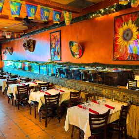 5 De Mayo Mexican Restaurant brings authentic Mexican dining right to your table. From fresh table-side Guacamole to sizzling Fajitas & hand-crafted cocktails, we make dining a real fiesta. Come check us out in Westbury!