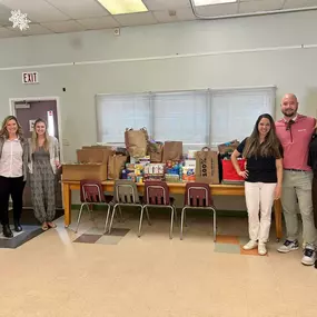 Our food drive for Our Lady Mercy was a big success! It’s a great feeling to come along side some great State Farm agents and contribute to an organization like OLM that does so much for our community. Thank you to everyone that donated!