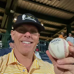 Fun night watching southernmissbsb Watched matthewjrusso score from first!! Caught a foul ball from davis.gillespie who hit a 3 run shot earlier in the game. Took a picture with seymour_usm and some of the fellas. EAGLES WIN!!!