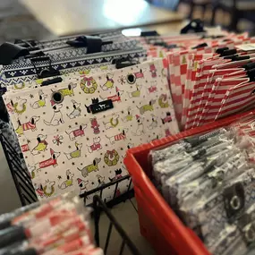 ????We just have to make room for new yarns, so we’ve put some extra stuff on sale. 
????Need to stock up on baby shower gifts? We’ve got you.
????️Need to stock up on holiday gift bags? We’ve got you.
????Need to stock up on super bulky yarn to make a hat? We’ve got you:)
????Need to stock up on sock yarn? We’ve go you.
Click ⬇️ to see them all!
Oh and we’ve got the sale table in the lounge this time!