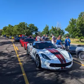 Had a wonderful 4th of July parade. Great turnout from the Highlands Ranch Hot Rodders, Corvette and Thunderbird clubs.