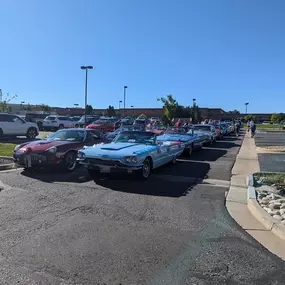 Had a wonderful 4th of July parade. Great turnout from the Highlands Ranch Hot Rodders, Corvette and Thunderbird clubs.