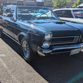 What a great way to spend part of your Sunday! A great variety of cars showed up at the Sixth Annual Charity Car Show by the Highlands Ranch Hot Rodders.