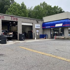 Hometown Tire Discounters on 805 West Spring Street in Monroe