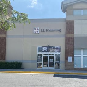 LL Flooring #1457 Winchester | 2562 S. Pleasant Valley Rd. | Storefront