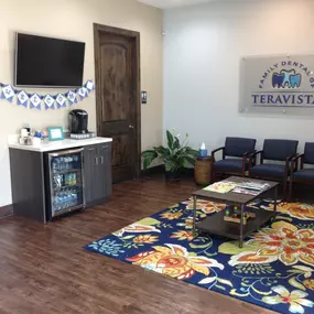 Family Dental of Teravista in Georgetown, office waiting area and amenities

Family Dental of Teravista
1821 Westinghouse Rd. Suite 1130
Georgetown, TX 78626
512-843-2441
https://familydentalofteravista.com