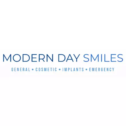 Logótipo de Modern Day Smiles Dentistry