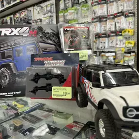 The new Traxxas portal axles and two speed kit for the TRX-4M are here!

Now your mini can match your 1/10th scale!

Stop by to upgrade your TRX-4M today!