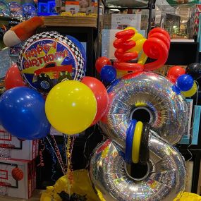 It was a balloon palooza day! Balloon orders seem to come in waves. We are always honored to be asked to create balloon displays for any occasion. We feel like we get to be part of the celebration. Feeling much gratitude! Thank you!