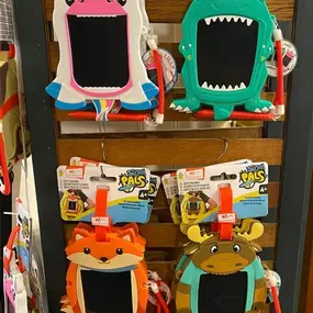 Take a new sketch pal with you on your first day of school to keep you company. These little cuties are ready to clip on your back pack and tag along with you all day.