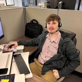 ✨MEET THE TEAM✨
This is Jared Coleman and he started with State Farm in November. He loves that in our office we are very friendly, but we are also competitive which pushes everyone to do better! He is an extremely hard worker, and it shows daily. He will always do his very best for the customers and make sure they are completely taken care of. When he isn’t at work, he likes to spend time with his 3 nephews and 2 nieces. He also is an avid gamer and tech enthusiast!