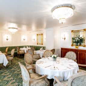 Interior dinning area that the Westgate Room Restaurant.