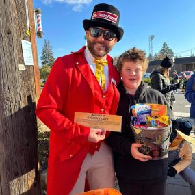 Thanks for a great Pumpkin Lane and congratulations to the five kids that found a golden ticket!
We even got a surprise visit from Jake himself!