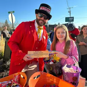 Thanks for a great Pumpkin Lane and congratulations to the five kids that found a golden ticket!
We even got a surprise visit from Jake himself!