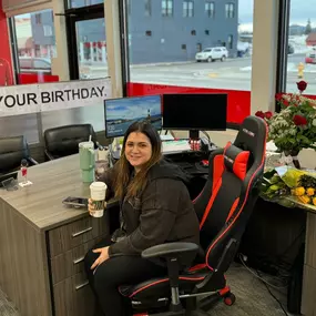 Please join us in wishing Carmen a Happy Birthday! ???????????????? 
She’s been a huge asset to our team and our customers are lucky to have her!