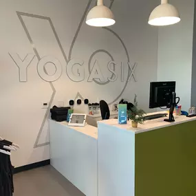 Bild von YogaSix Glen Mills