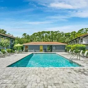 Resort-style Swimming Pool