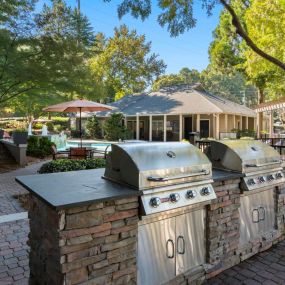 Pool grills  at Park Summit Apartments