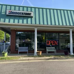 Dellinger's Tire Discounters on 3584 Dunedin Dr. in Chesapeake