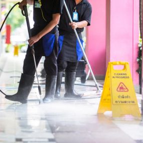 Our professional commercial pressure washing services are perfect for any business that wants to keep their customers and employees safe! Some of the benefits include:
- Saving you time and money.
- Enhancing curb appeal.
- Preventing expensive repairs.
- Improving hygiene and safety.