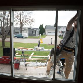 At Statewide Remodeling, we strive to offer our customers the best available options in the way of window replacement and custom window services. We are a customer-oriented business that stands behind each replacement window with a money-back guarantee, and a lifetime warranty on all parts and labor utilized in the replacement.